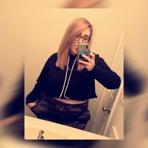 Meet your Posher, Bethanee